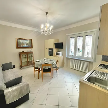 Centralissimo Apartman San Remo
