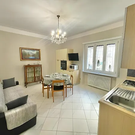 公寓 Centralissimo 圣雷默